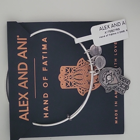 A set of three (3) Alex & Ani bracelets - Picture 4 of 5